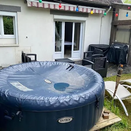 Grande Piscine Couverte Willa *