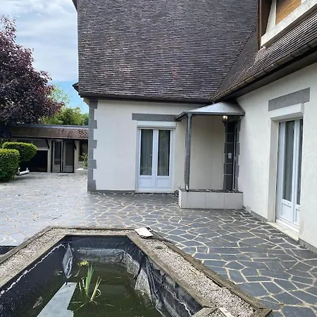 Grande Piscine Couverte Villa Santeny